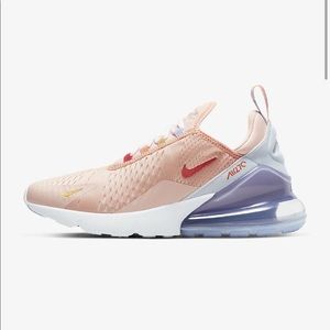 Women’s Nike Air Max 270 coral CW5589-600